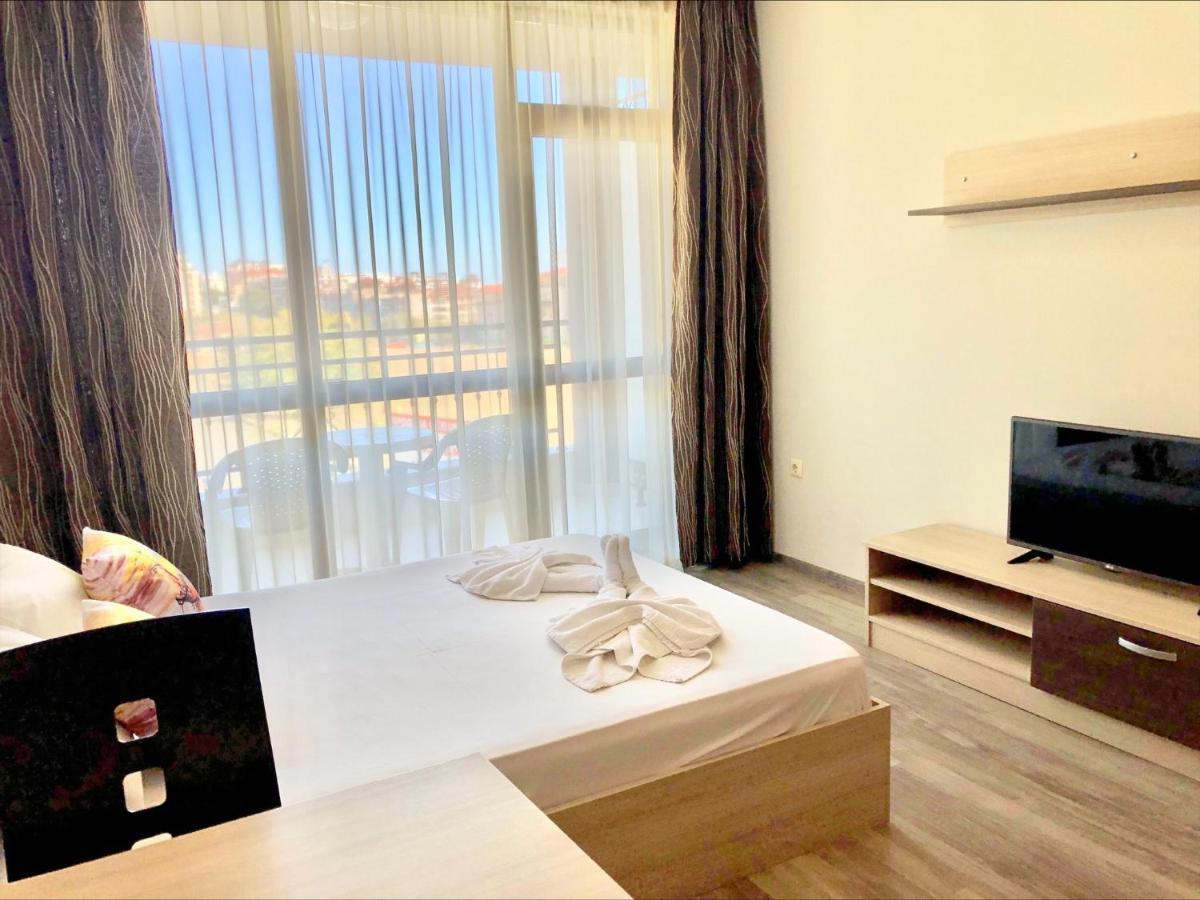Sorrento - Menada Apartments Sveti Vlas Ngoại thất bức ảnh