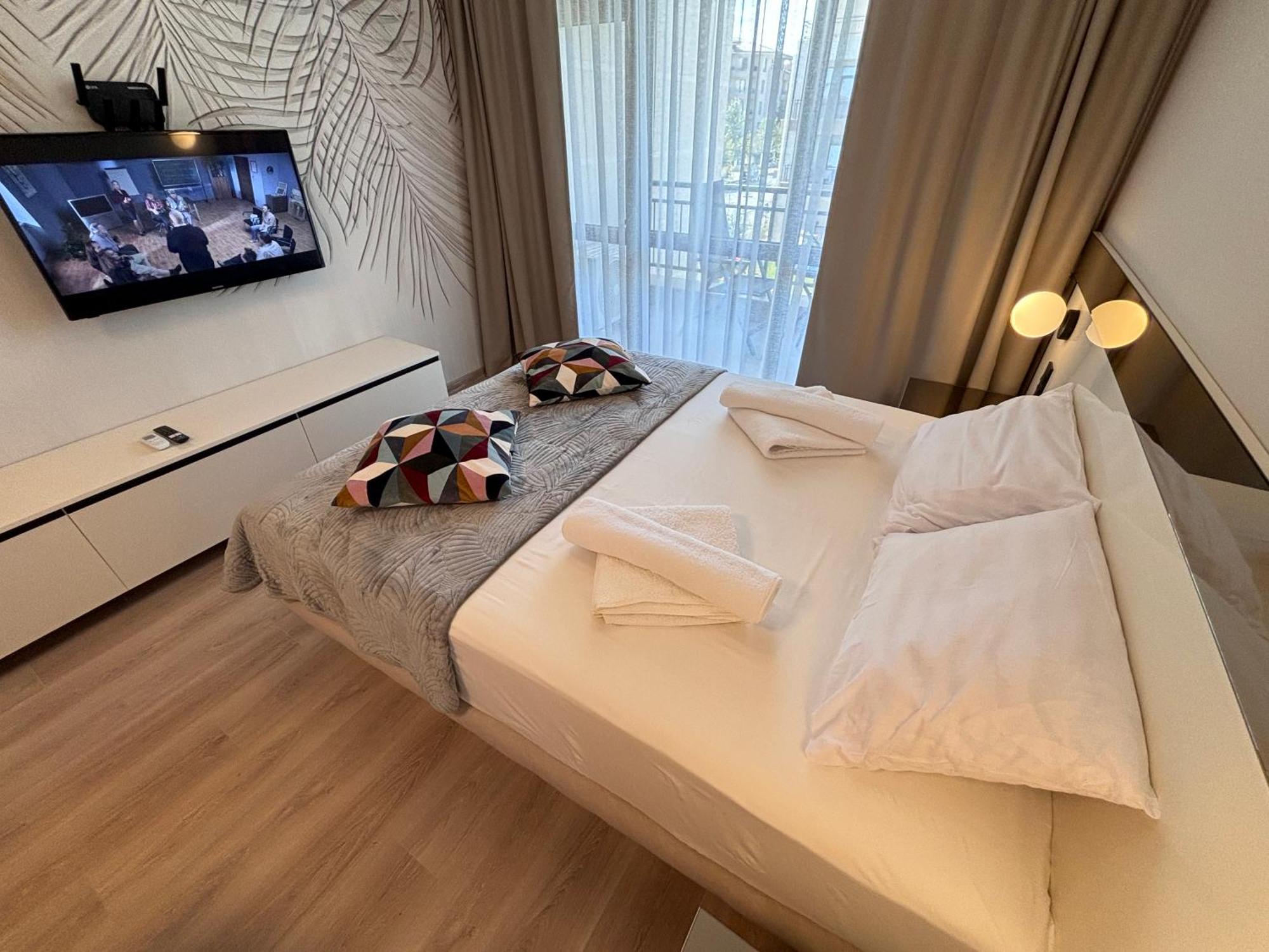 Sorrento - Menada Apartments Sveti Vlas Ngoại thất bức ảnh